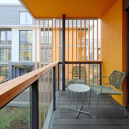 Apartman Kotzebue - Sleek & Moody, Dark & Black *
