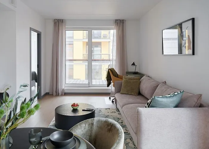 Appartement Kotzebue - Sleek&moody, Dark Green&black *