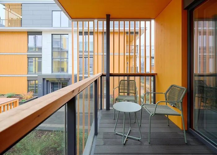 Appartement Kotzebue - Sleek&moody, Dark Green&black *