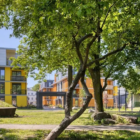 Kotzebue - Sleek&moody, Dark Green&black Appartement Tallinn